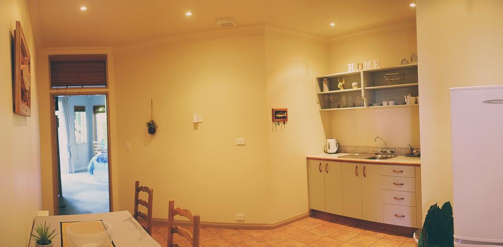 Tauhara Sunrise Lodge Taupo Bagian luar foto