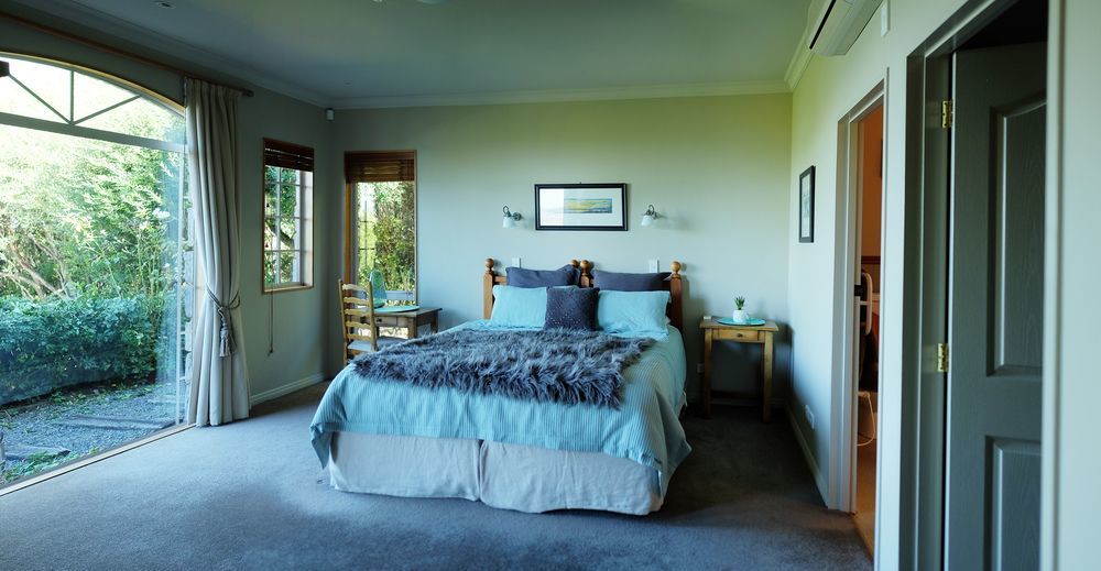 Tauhara Sunrise Lodge Taupo Bagian luar foto