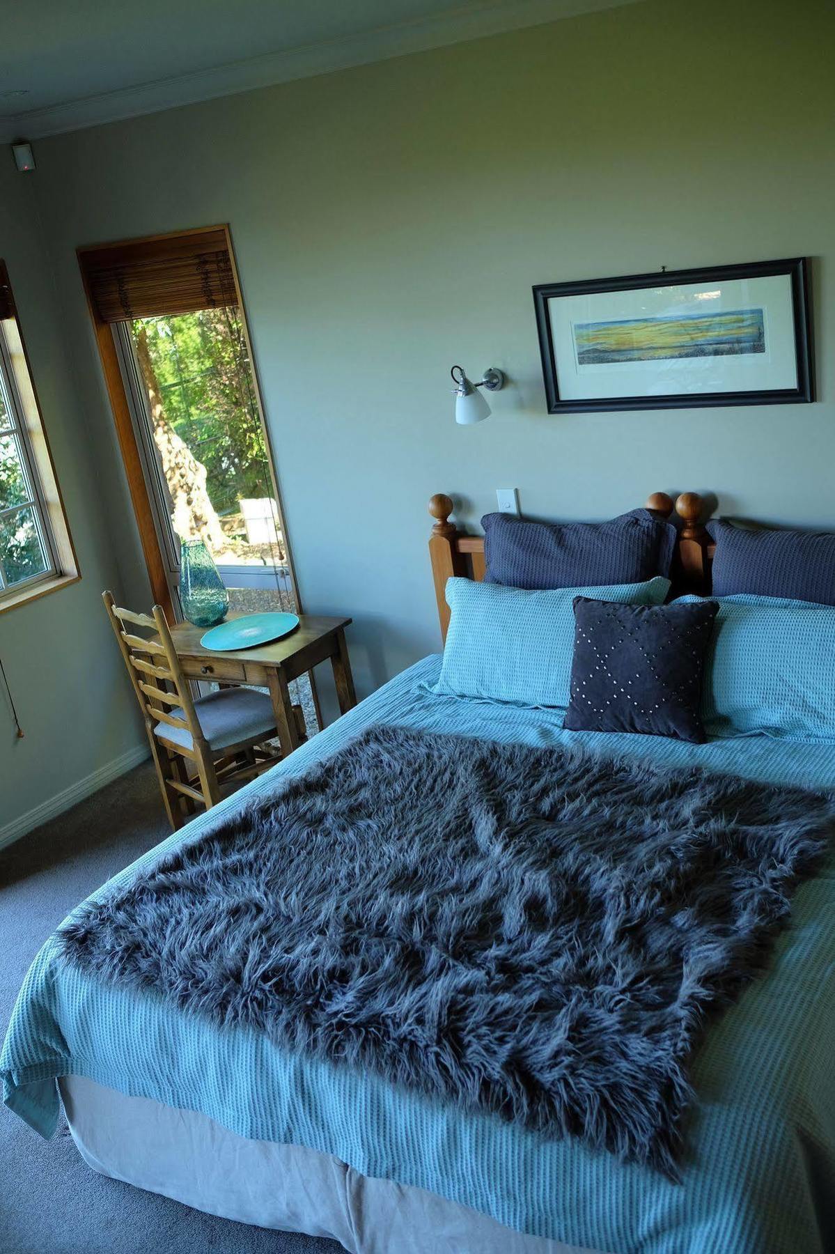 Tauhara Sunrise Lodge Taupo Bagian luar foto
