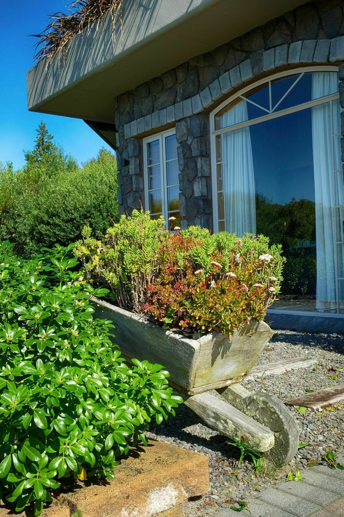 Tauhara Sunrise Lodge Taupo Bagian luar foto